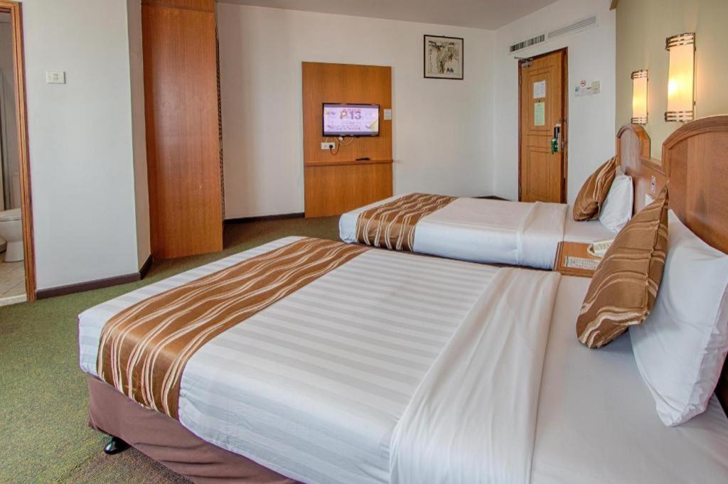 Hotel Continental Penang George Town Extérieur photo