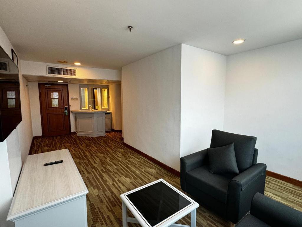 Hotel Continental Penang George Town Extérieur photo