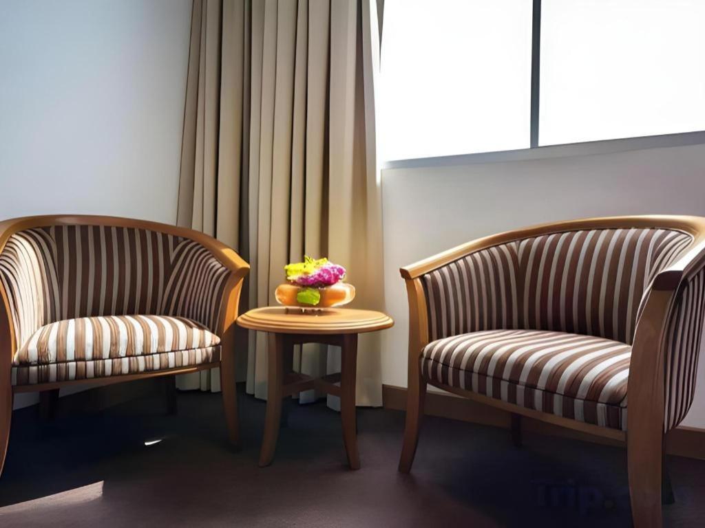 Hotel Continental Penang George Town Extérieur photo