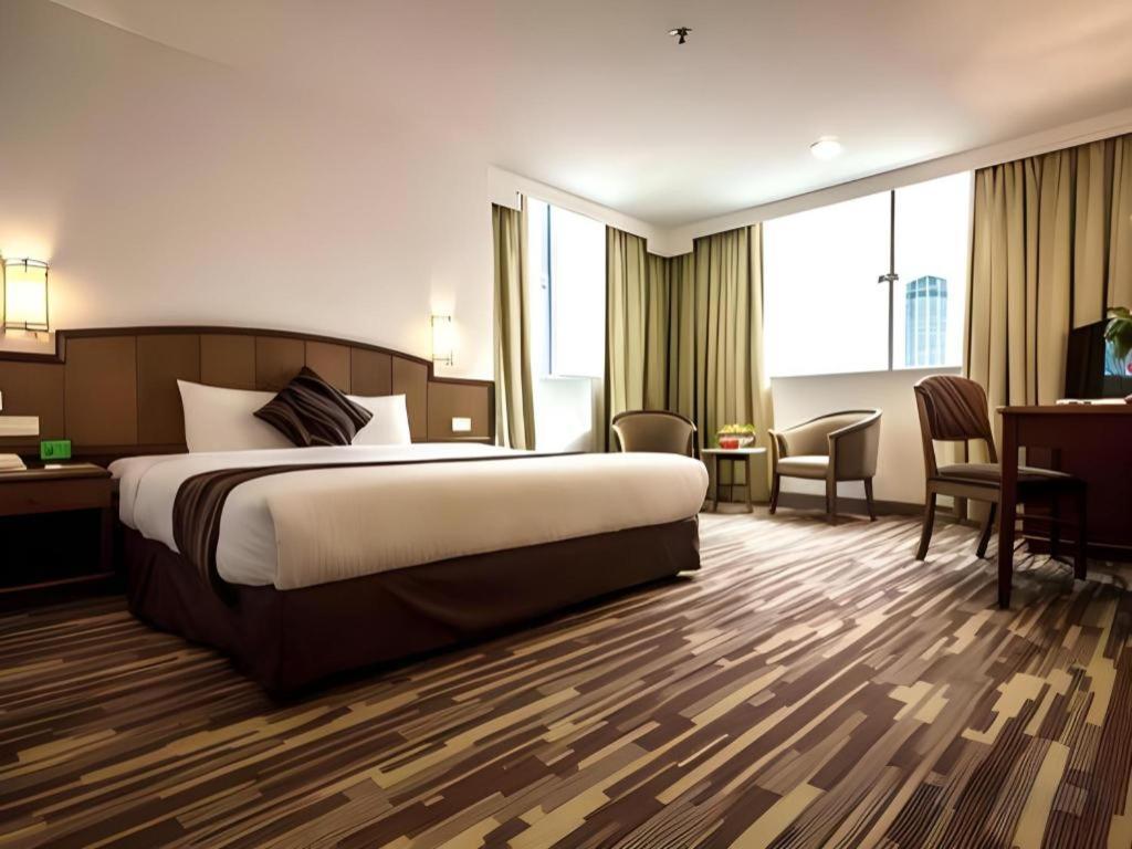 Hotel Continental Penang George Town Extérieur photo