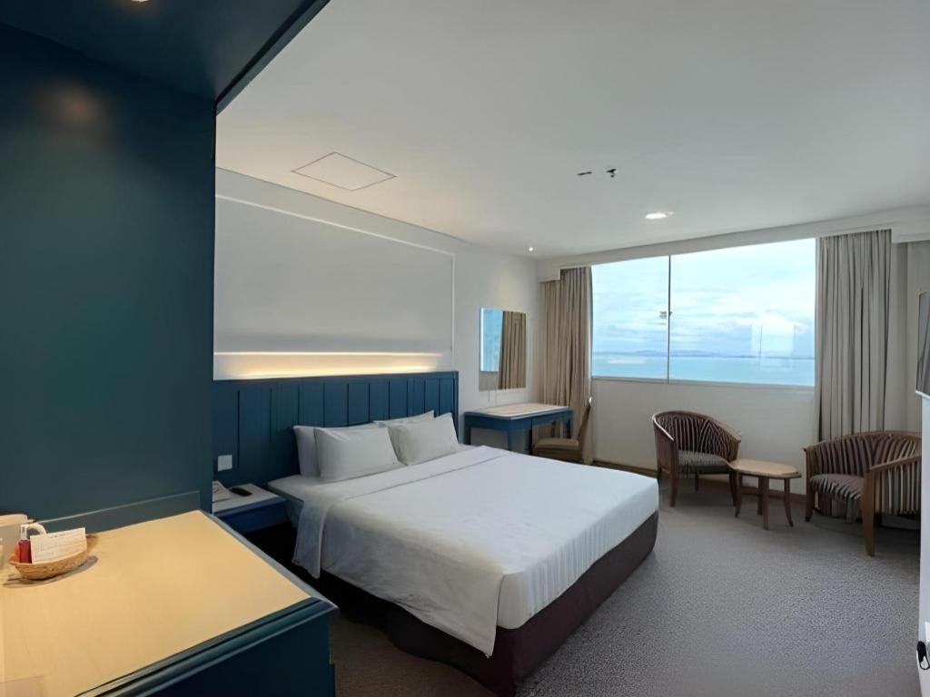 Hotel Continental Penang George Town Extérieur photo